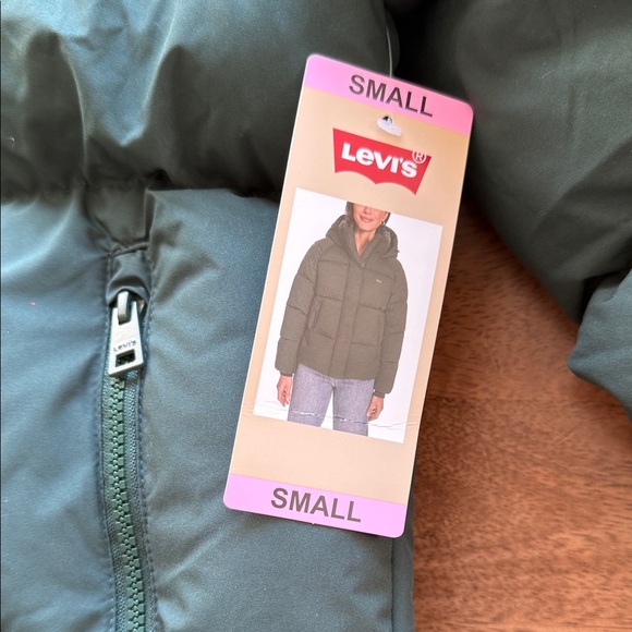 NWT Levi’s Women's Hunter Green Puffer Jacket- S & XL - Picture 7 of 13